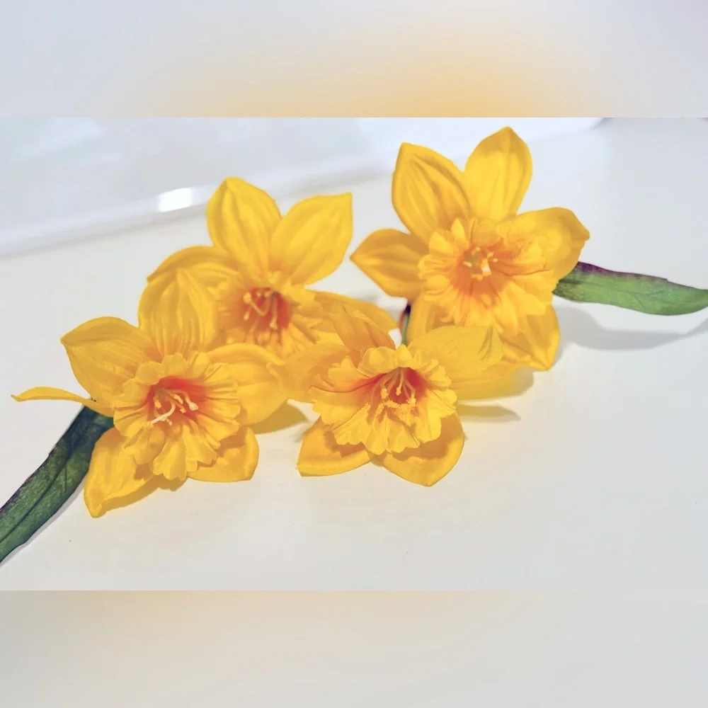 4 LIFELIKE Yellow Daffodil Flower Picks Floral Home Decor Arrangement Wreath